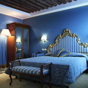 Corte Contarina 3*, Venice Italy