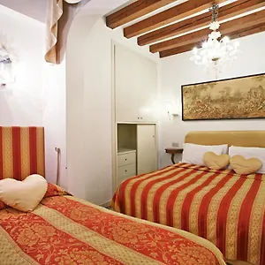San Luca Flats Aparthotel